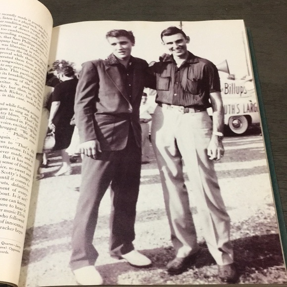 ELVIS the book - Picture 5 of 15